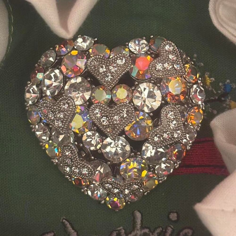 Silver rhinestone heart brooch jewellery